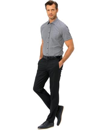 Мужская рубашка lc waikiki с коротким рукавом, в темно-синюю клетку, с карманом на груди5 фото