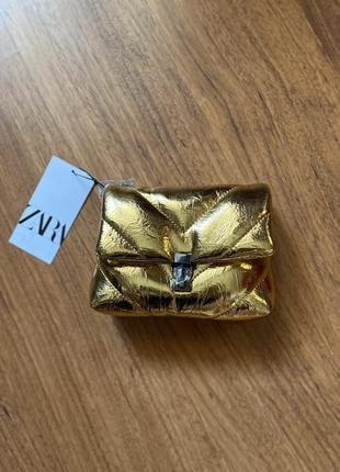 Золотиста сумка стьобана з плечовим ременем zara6 фото