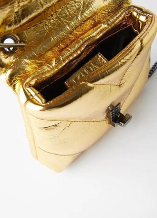 Золотиста сумка стьобана з плечовим ременем zara5 фото