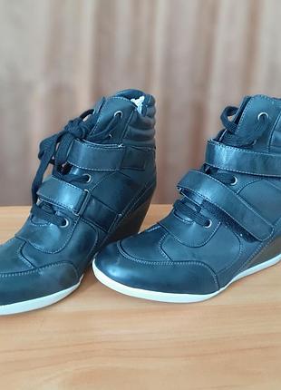 Новые демисезонные ботинки сникерсы 38 - 38, 5