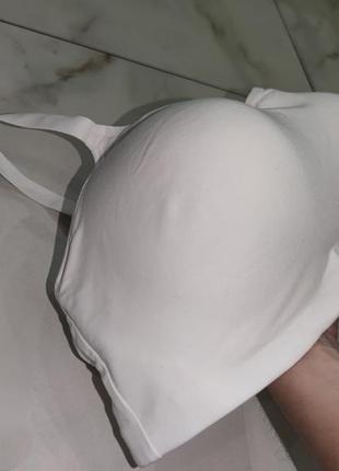Женский белый мягкий безшовный спортивный бюстгальтер топ m&s 80d3 фото