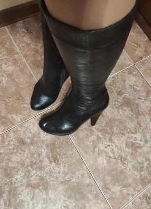 Кожаные сапоги