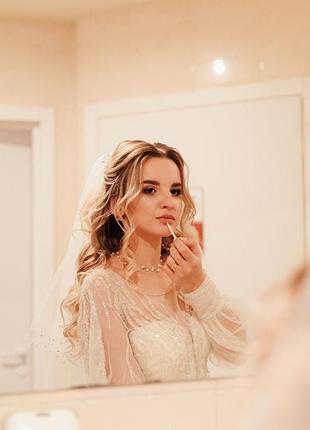 Весільна сукня