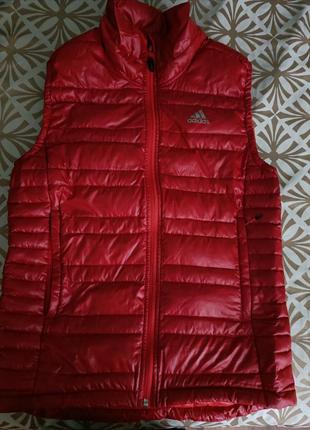 Оригинальный стильный adidas outdoor треккинговый пуховый жилет692 38-40, размир м