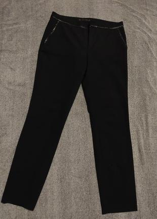 Женские черные б прямые брюки от zara в кожаных вставках