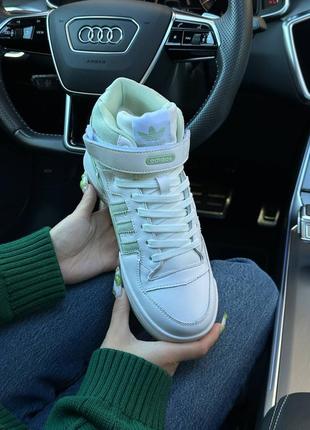 Зимові жіночі кросівки adidas originals forum 84 high white olive fur3 фото