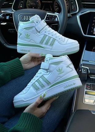 Зимові жіночі кросівки adidas originals forum 84 high white olive fur7 фото