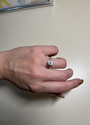 Кольцо женское с камнем2 фото