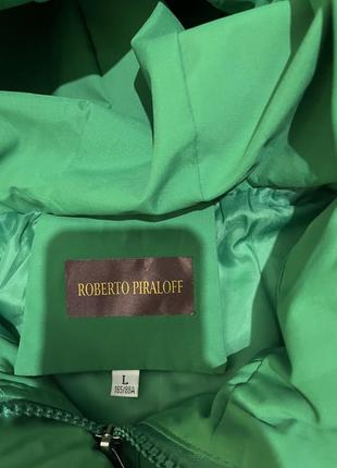 Теплая зимняя куртка ярко зеленого цвета8 фото