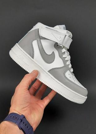 Кросівки жіночі осінь — зима nike air force 1 високі