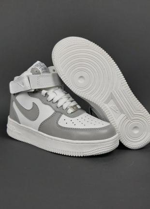 Кроссовки женские осень - зима nike air force 1 высокие3 фото