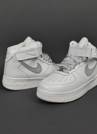 Кроссовки женские осень - зима nike air force 1 высокие6 фото