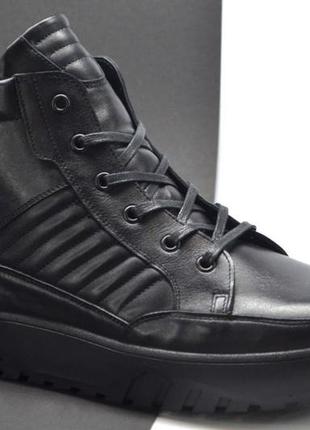 Мужские комфортные зимние кожаные ботинки черные ikos 10591