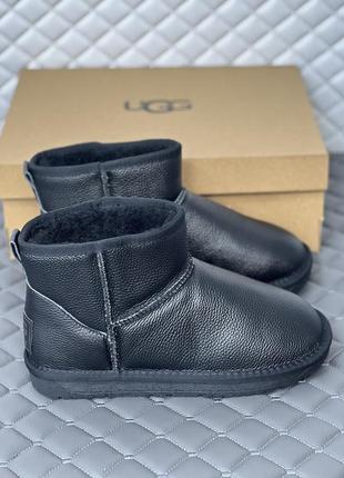 Шкіряні чоловічі чорні уги ultra mini ugg leather