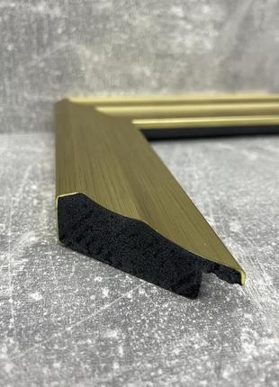 Золотое навесное зеркало для офиса 68х68 в пластоковой раме,  квадратное зеркало в...