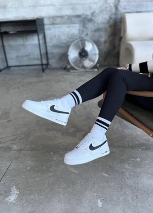 Женские кроссовки  nike air force 1 lx white black2 фото