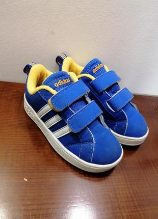 Кроссовки adidas