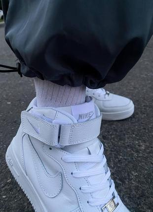 Женские кроссовки  nike air force 1 high classic white3 фото