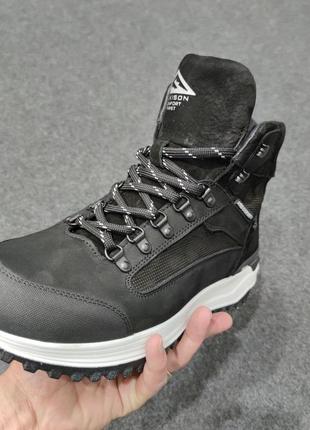 Зимове чоловіче взуття на білій підошві 40 - 45 розмір