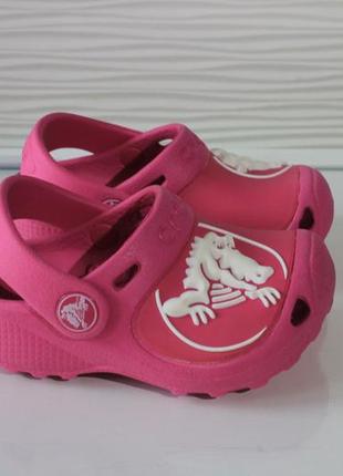 Сандалі crocs