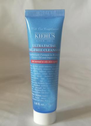 Уценка.очищающий гель для нормальной и жирной кожи kiehl`s ultra facial oil-free cleanser