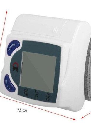 Цифровой автоматический тонометр blood pressure monitor для измерения артериального давления и пульса2 фото