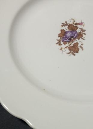 Винтажное блюдо фарфоровое белое с цветком ø-30см. ссср н2183 фото