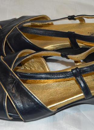 Босоніжки шкіряні hotter розмір 41, босоніжки розмір 41