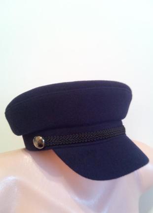 Женская кепки. кепка. капитанка.