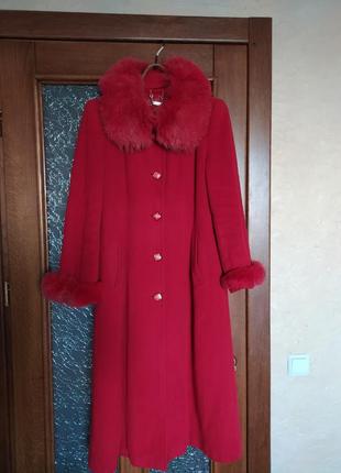 Довге кашемірове пальто зимове
