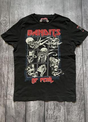 Футболка мерч bandits of peril