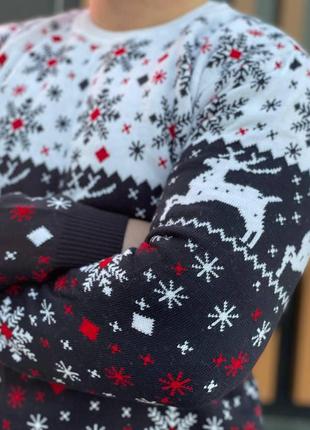 Мужской свитер с оленями бело-черный без горла l2 фото