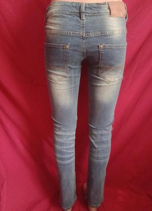 Брендовые джинсы с потертастями на 11-12лет denim ovs8 фото