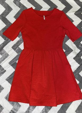 Сукня червона цупка ❤️‍🔥 дуже крута4 фото