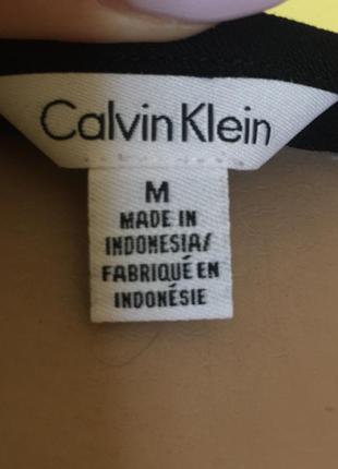 Блуза от calvin klein.оригинал.made in indonesia.2 фото