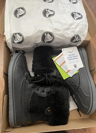 Crocs allcast luxe duck boot. підійдуть і для підлітка. крокси з натуральним хутром.8 фото