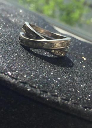 Серебряное кольцо