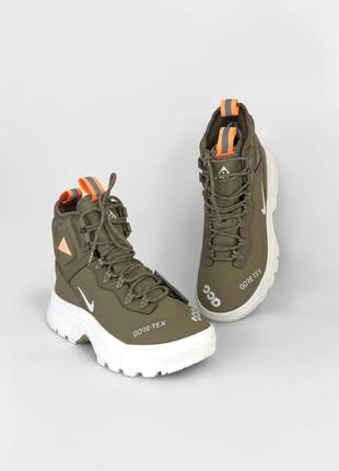 Nike acg air zoom gaiadome gore-tex beige