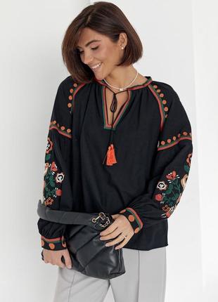 Вышиванка блузка черная с цветами длинный объемный рукав1 фото