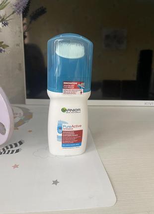 Гель для умывания с щеткой garnier skin naturals чистая кожа актив, против прыщей, 150 г1 фото