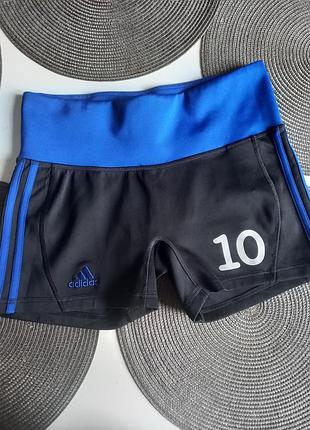 Спортивные шорты adidas