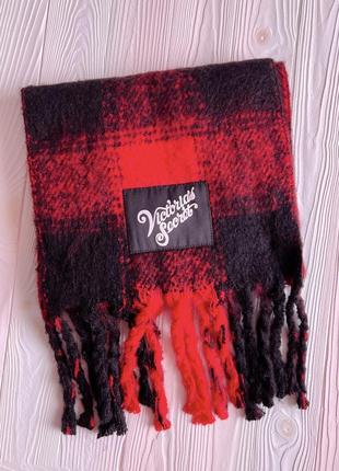 Вишуканий шарф вікторія сікрет