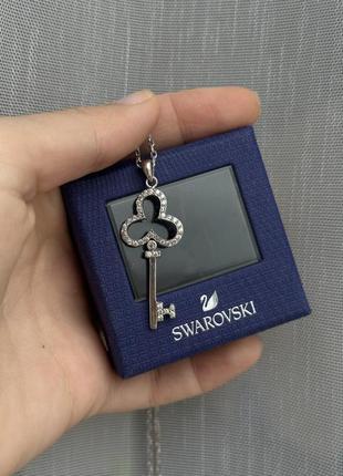 Срібна підвіска ключик swarovski (925 проба)1 фото