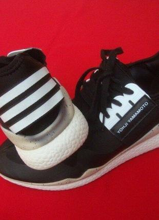 Yohji yamamoto sales boost