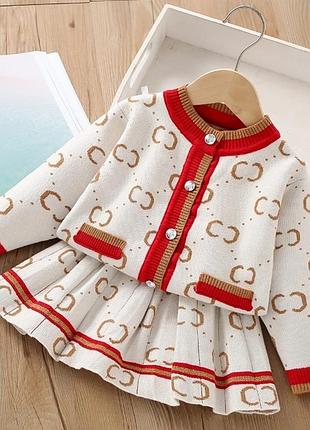 Костюм с юбкой для девочки