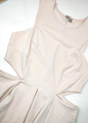 Платье клеш женский розового цвета с вырезами на талии от бренда asos 8/402 фото