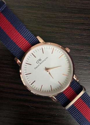 Часы daniel wellington