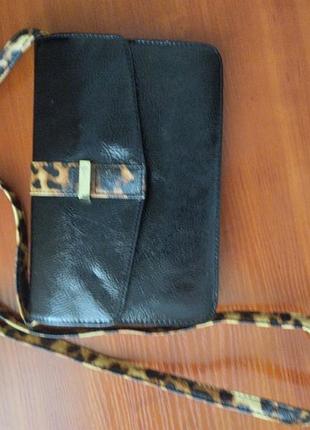 Сумка на довгому ремінці