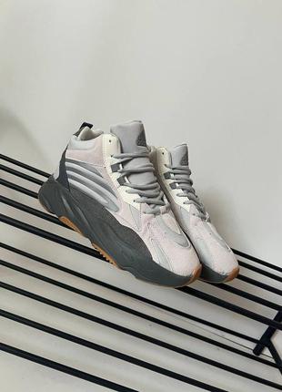 Кроссовки зимние