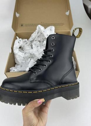 Ботинки dr. martens jadon polished smooth platform 15265001 черные, оригинальные ботинки др мартенс на платформе
